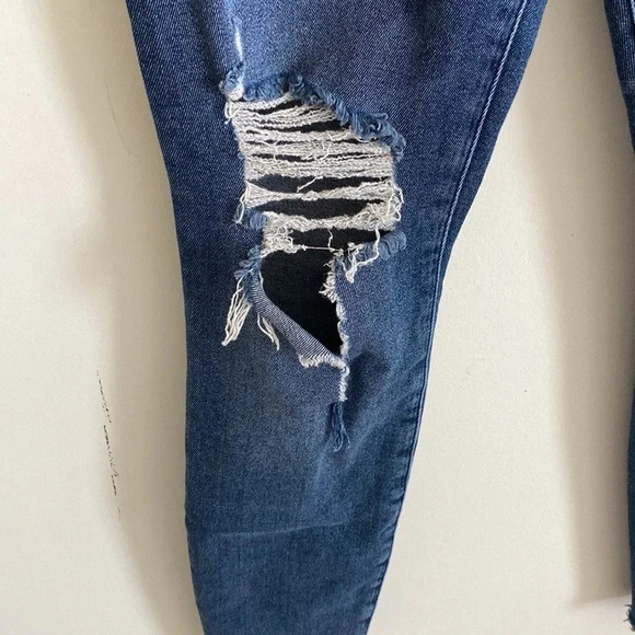 Good American good legs high rise stretch distressed raw hem ankle jeans 2/26 - Picture 4 of 8